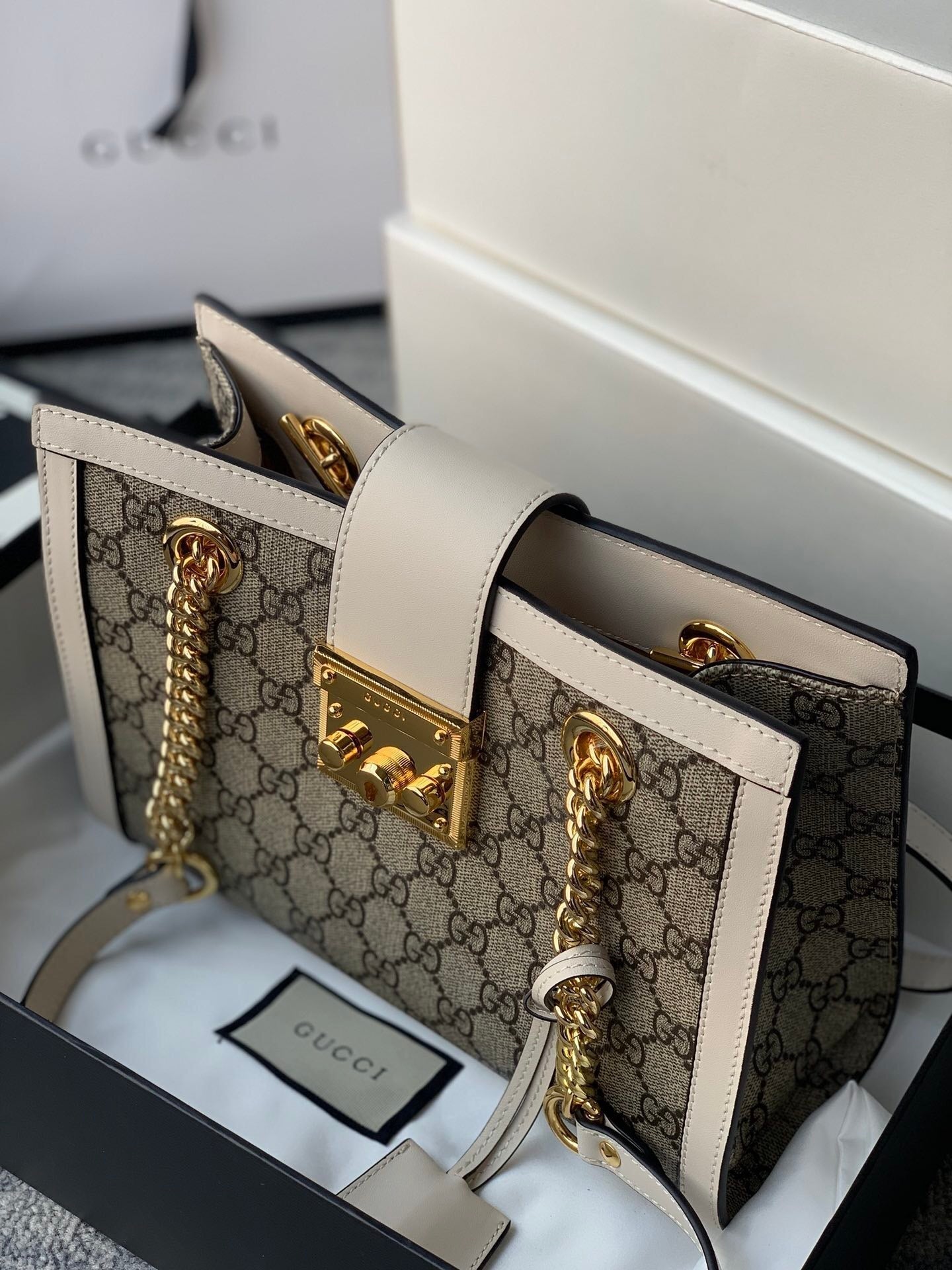 Gucci Padlock Leather Chain Shoulder Bag Style 8