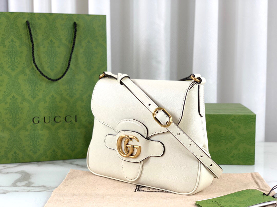 Gucci Leather Shoulder Bag Style 32