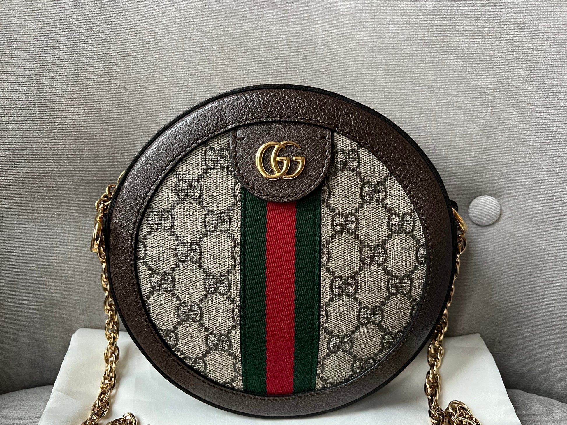 Gucci Chain Leather Shoulder Bag