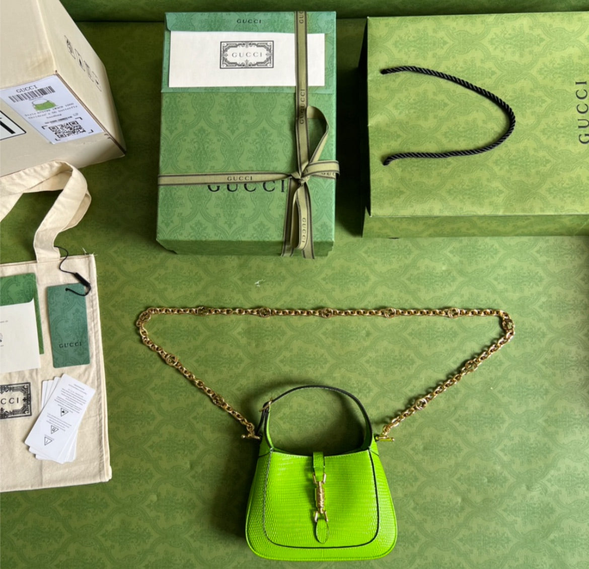 Gucci Woman Shoulder Bag Style 16