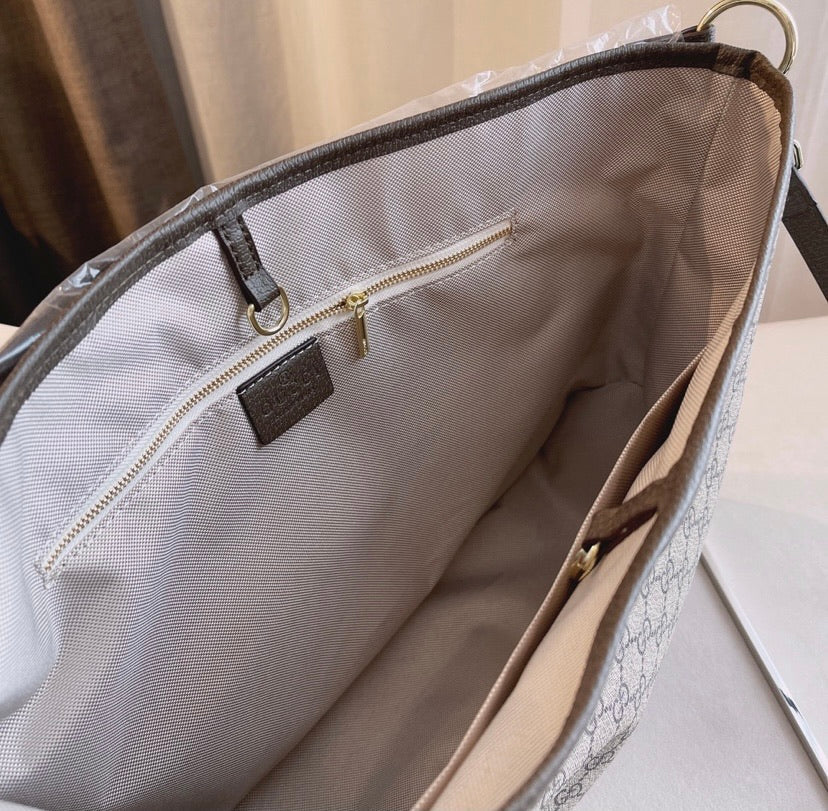 Gucci Leather Tote Style 23
