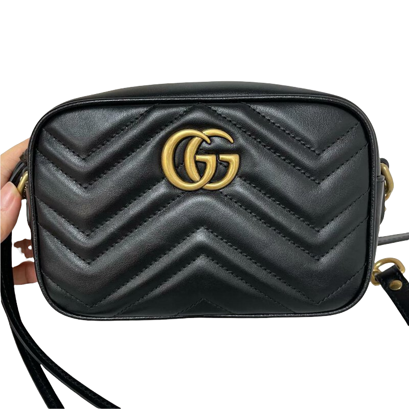 Gucci Chain Leather Shoulder Bag