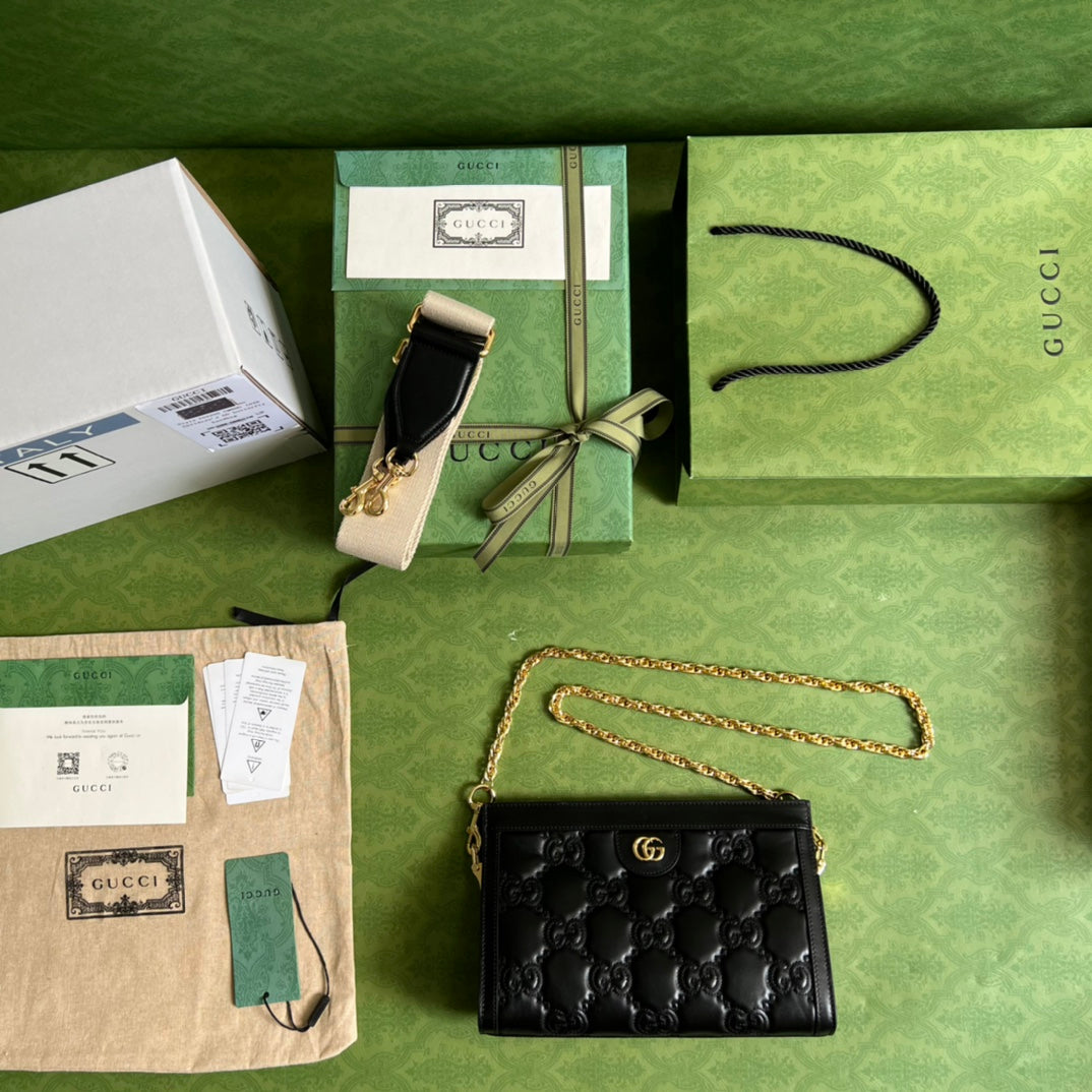 Gucci Leather Shoulder Bag Style 68