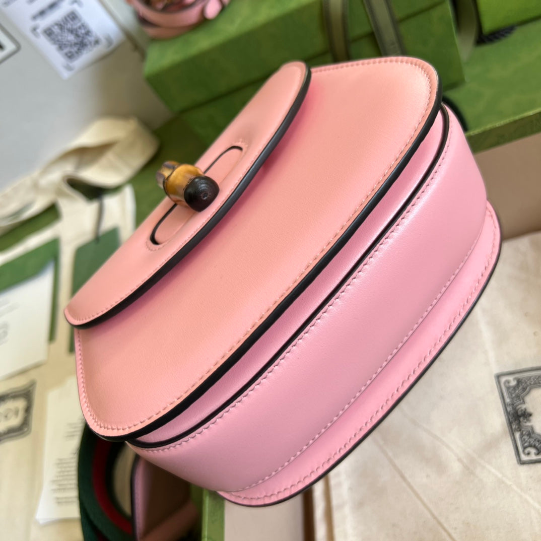 Gucci Bamboo Leather Shoulder Bag Style 17