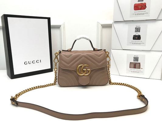 Gucci Chain Leather Shoulder Bag
