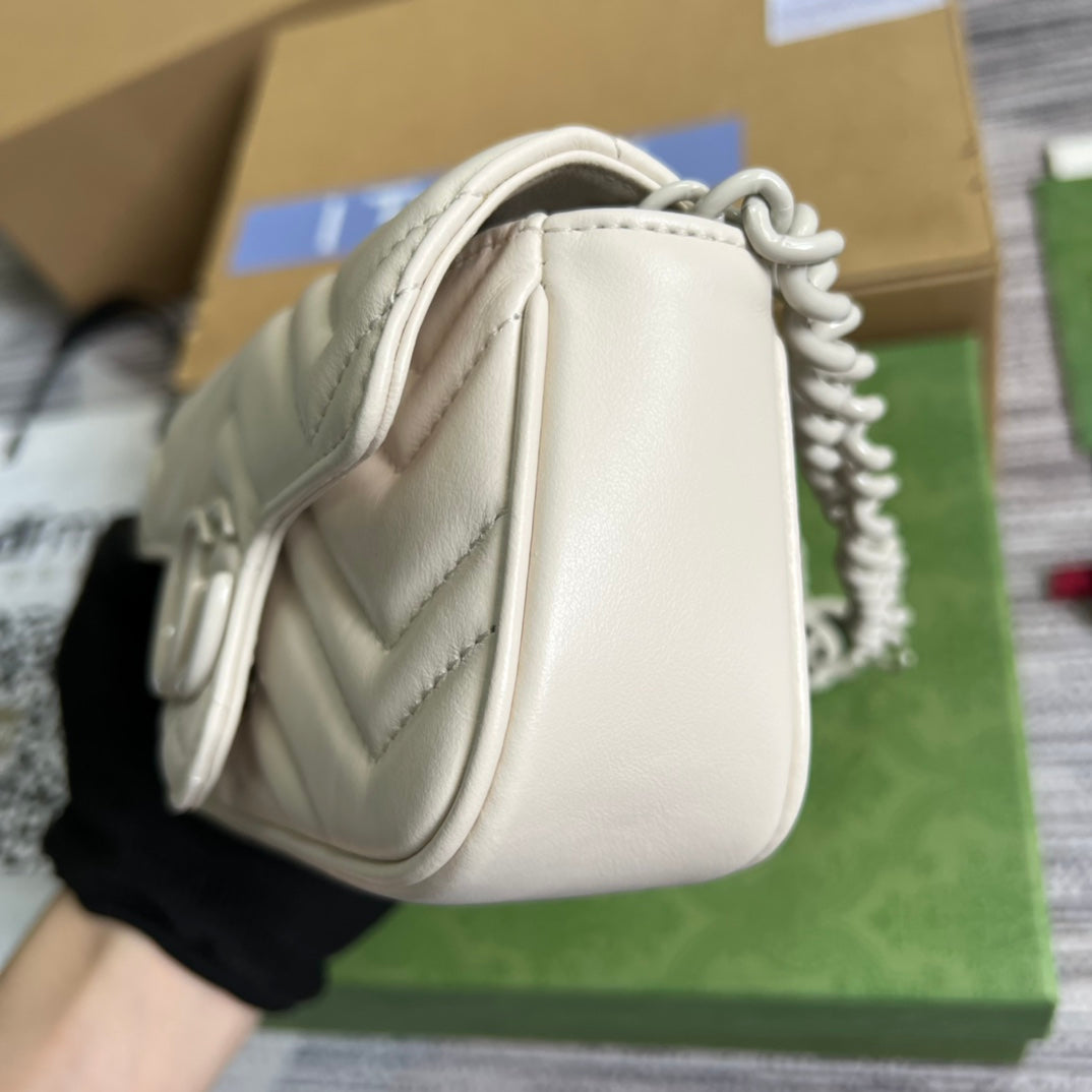 Gucci Leather Chain Shoulder Bag Style 20