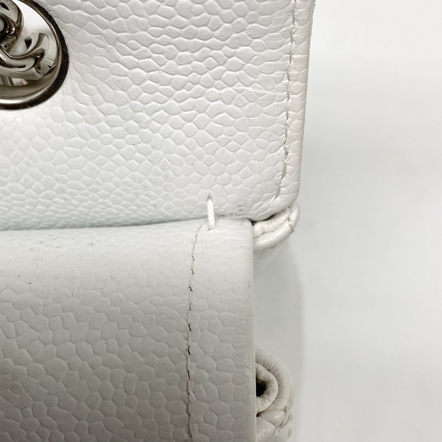 CHANEL MEDIUM CLASSIC DOUBLE FLAP BAG CAVIAR WHITE