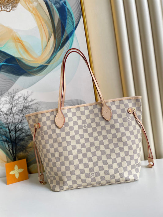 Louis Vuitton Neverfull MM Tote Bag