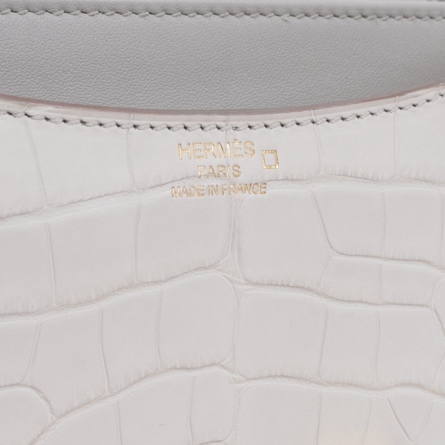 Hermès Constance 18 - Beton Alligator | Gold Hardware