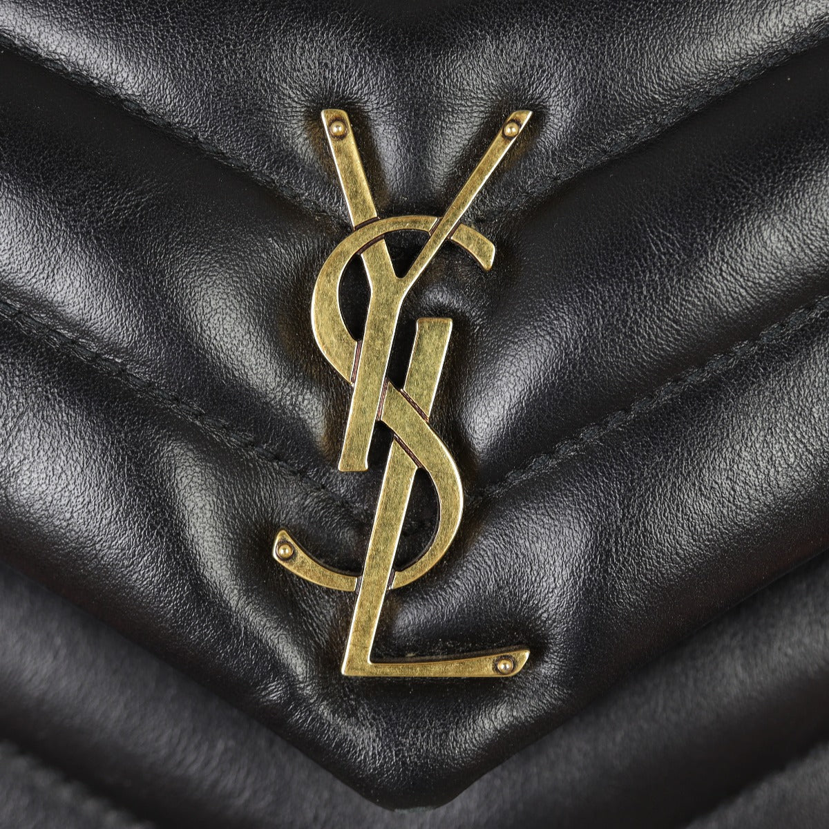 Saint Laurent Loulou Small