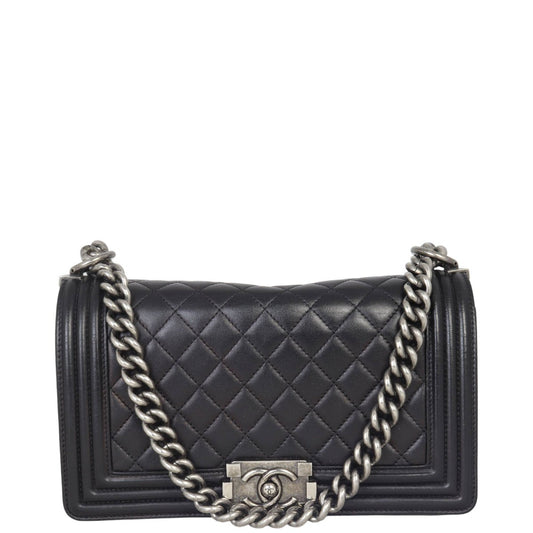 Chanel Boy Old Medium | 16 Series