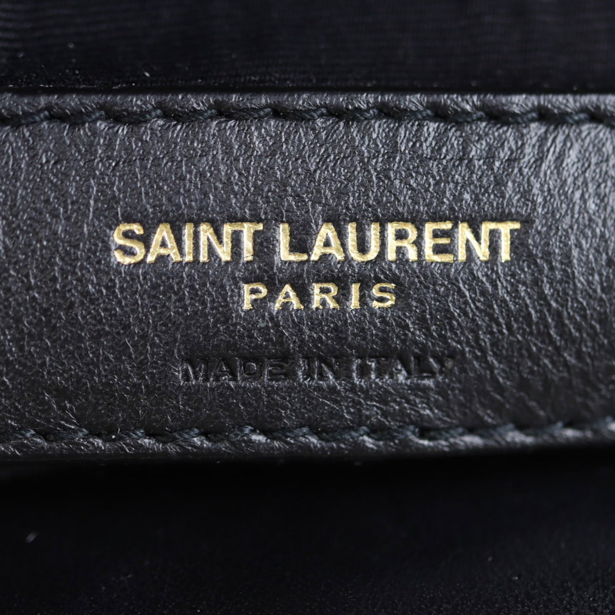 Saint Laurent Loulou Medium