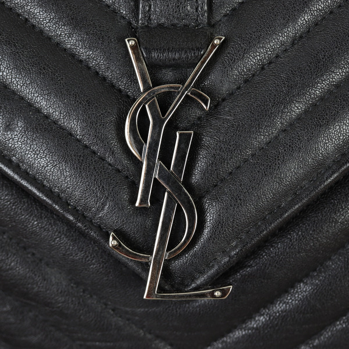 Saint Laurent College Medium