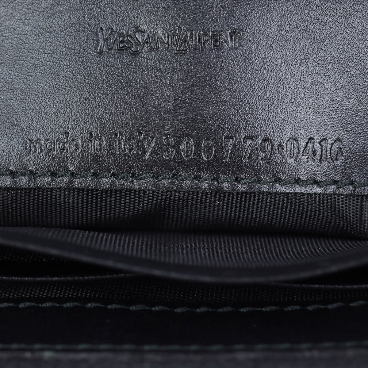 Saint Laurent Belle de Jour Wallet on Chain