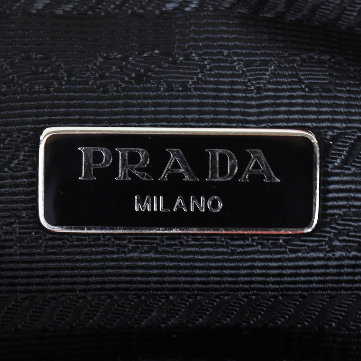 Prada Re-Edition 2005 Tessuto Shoulder Bag