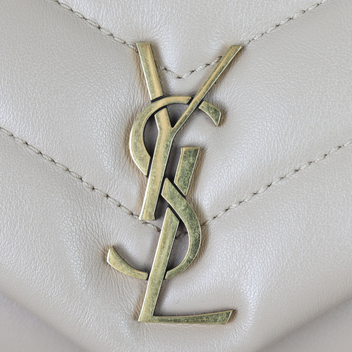 Saint Laurent Toy Loulou