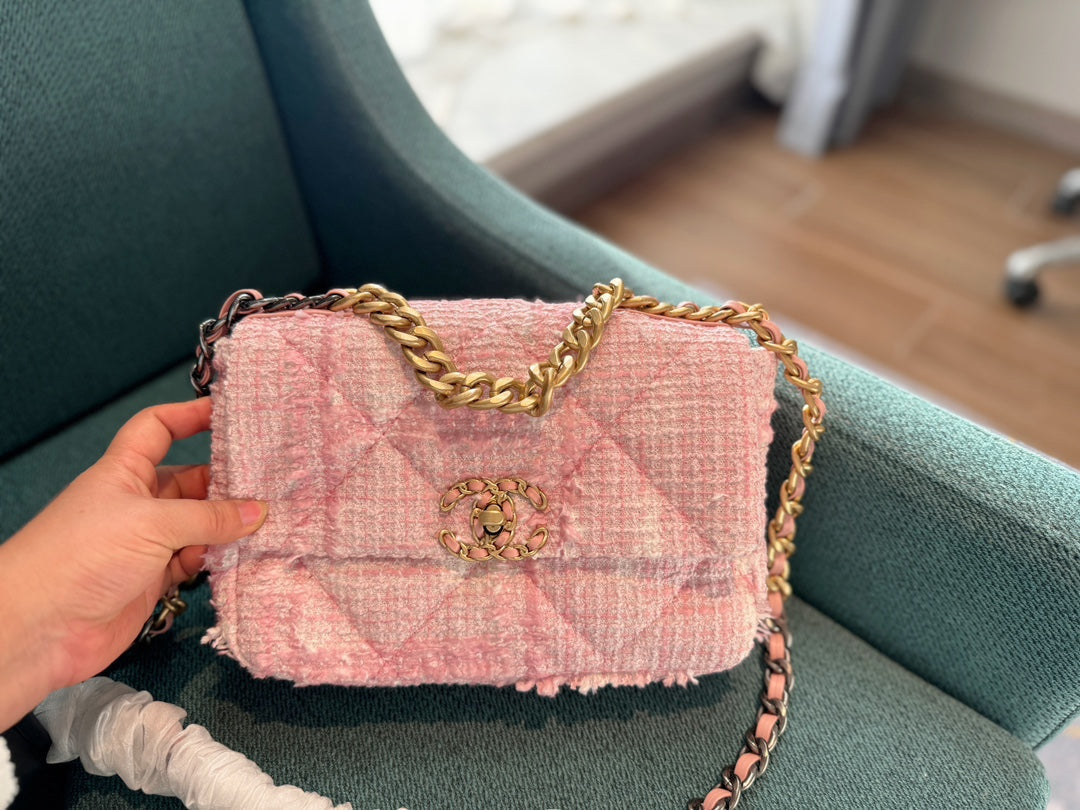 Chanel Shoulder Bag - Ewore Bags