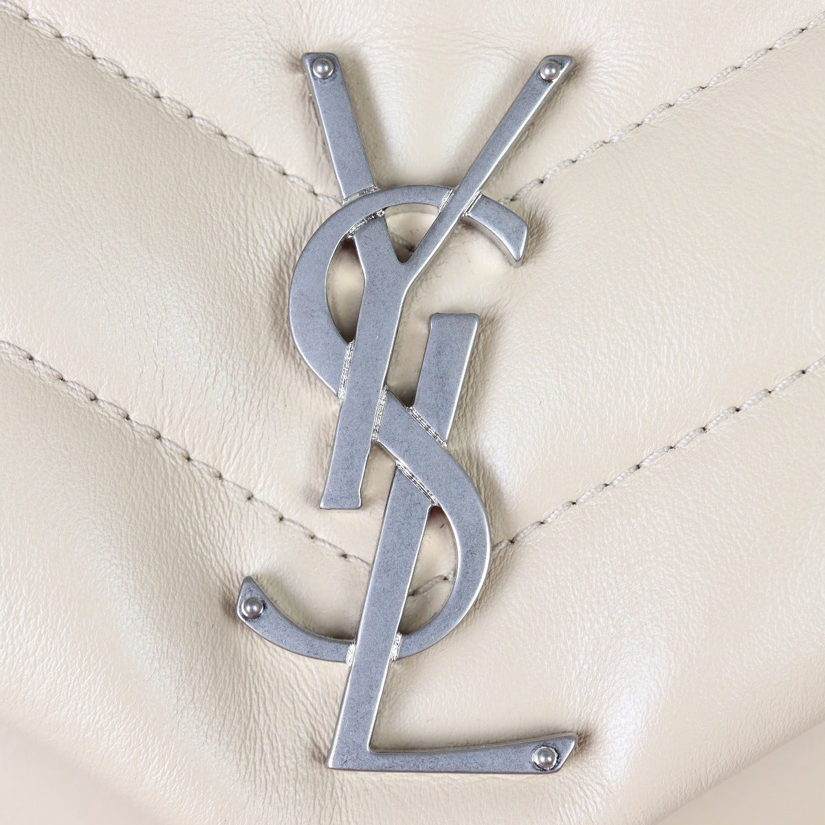 Saint Laurent Loulou Small