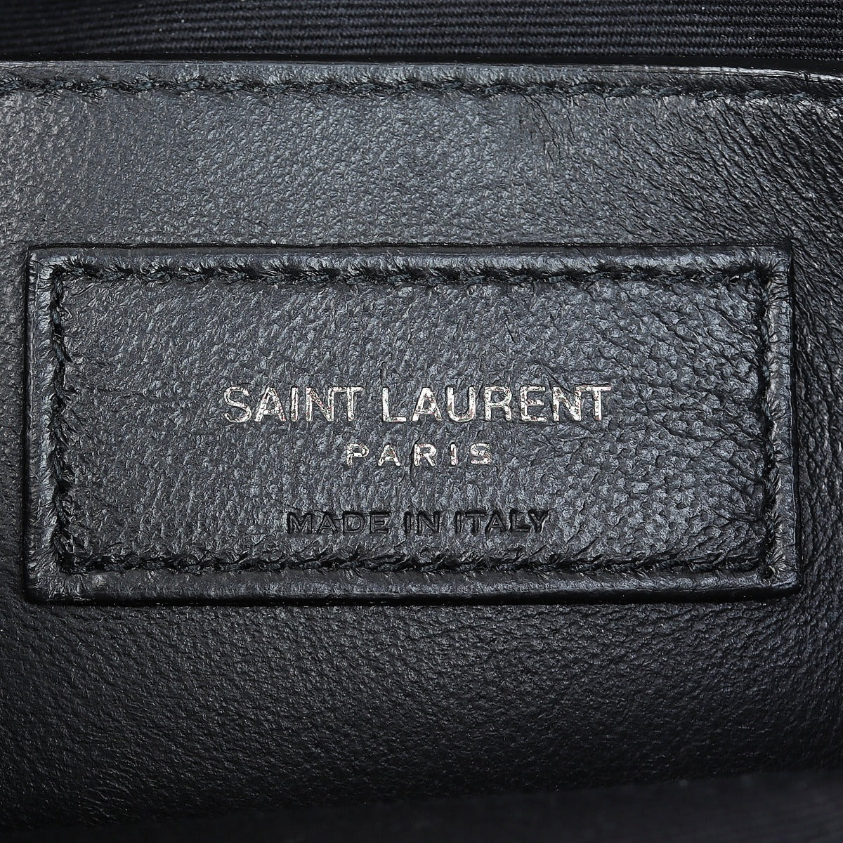 Saint Laurent College Medium