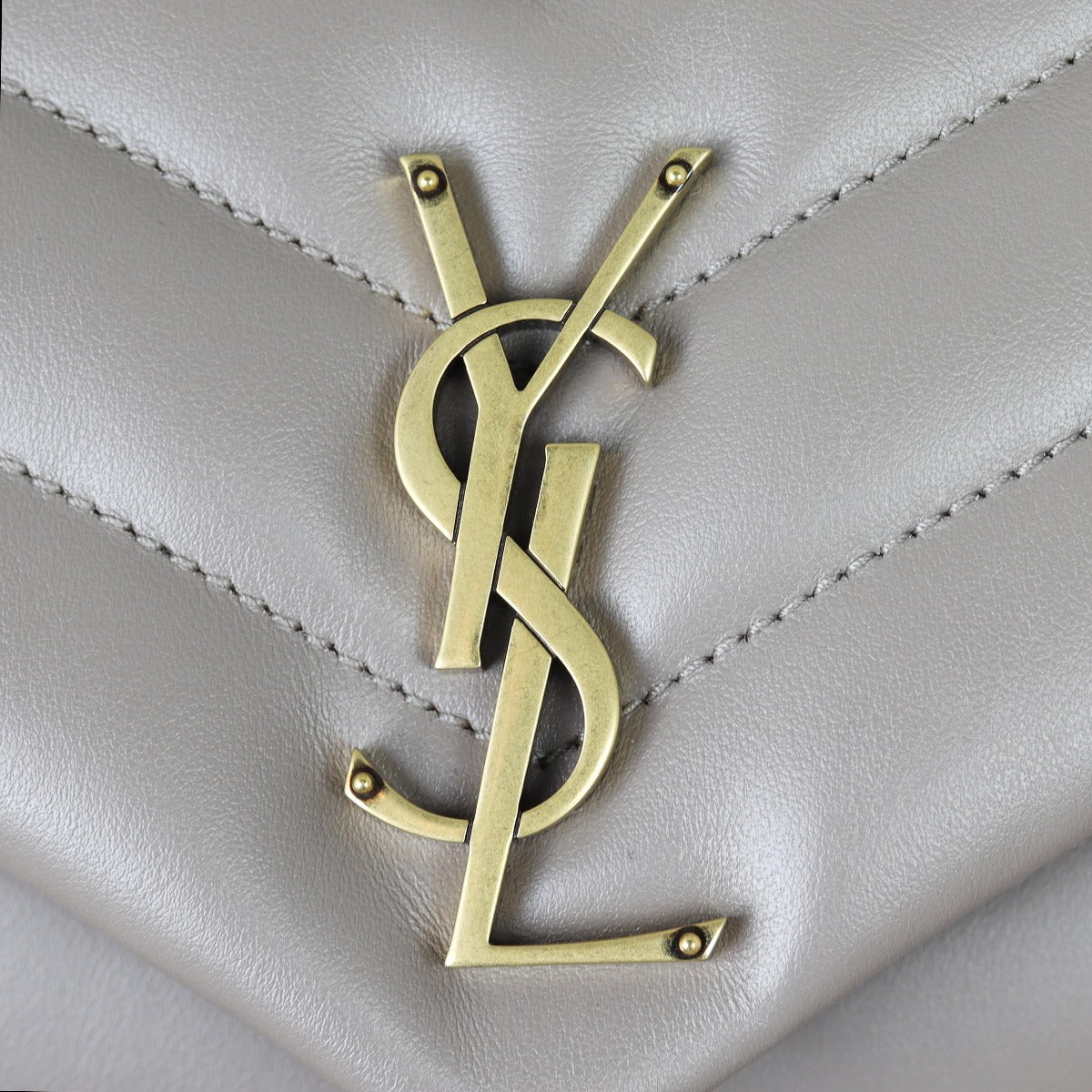Saint Laurent Loulou Small