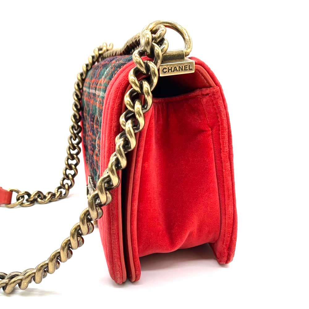 Chanel Shoulder Bag - EworeBags