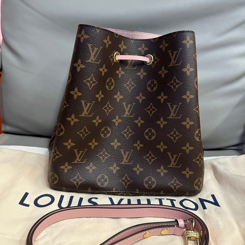 Louis Vuitton Monogram Canvas NeoNoe Bucket Bag,Brown