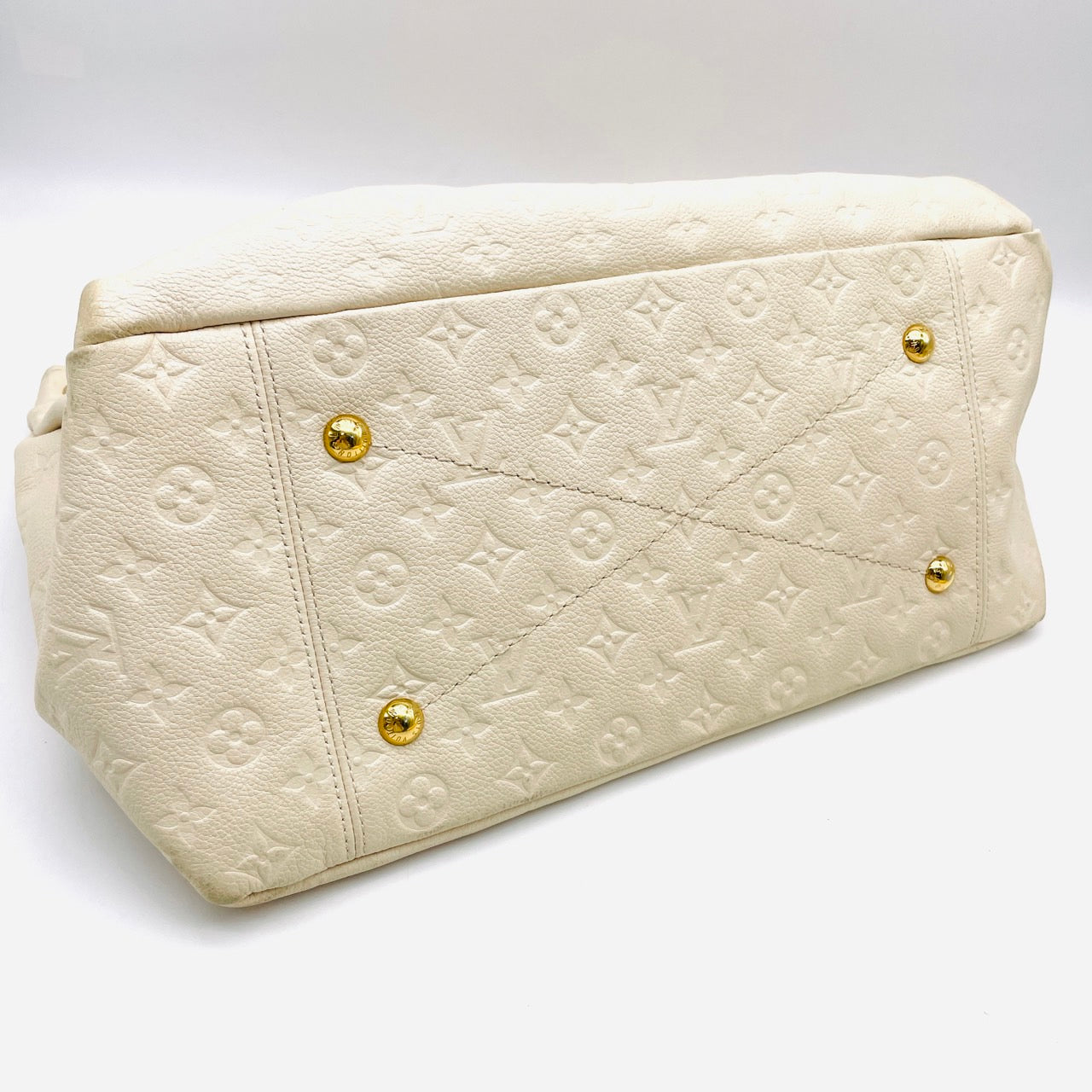 Louis Vuitton Amplant Artsy MM