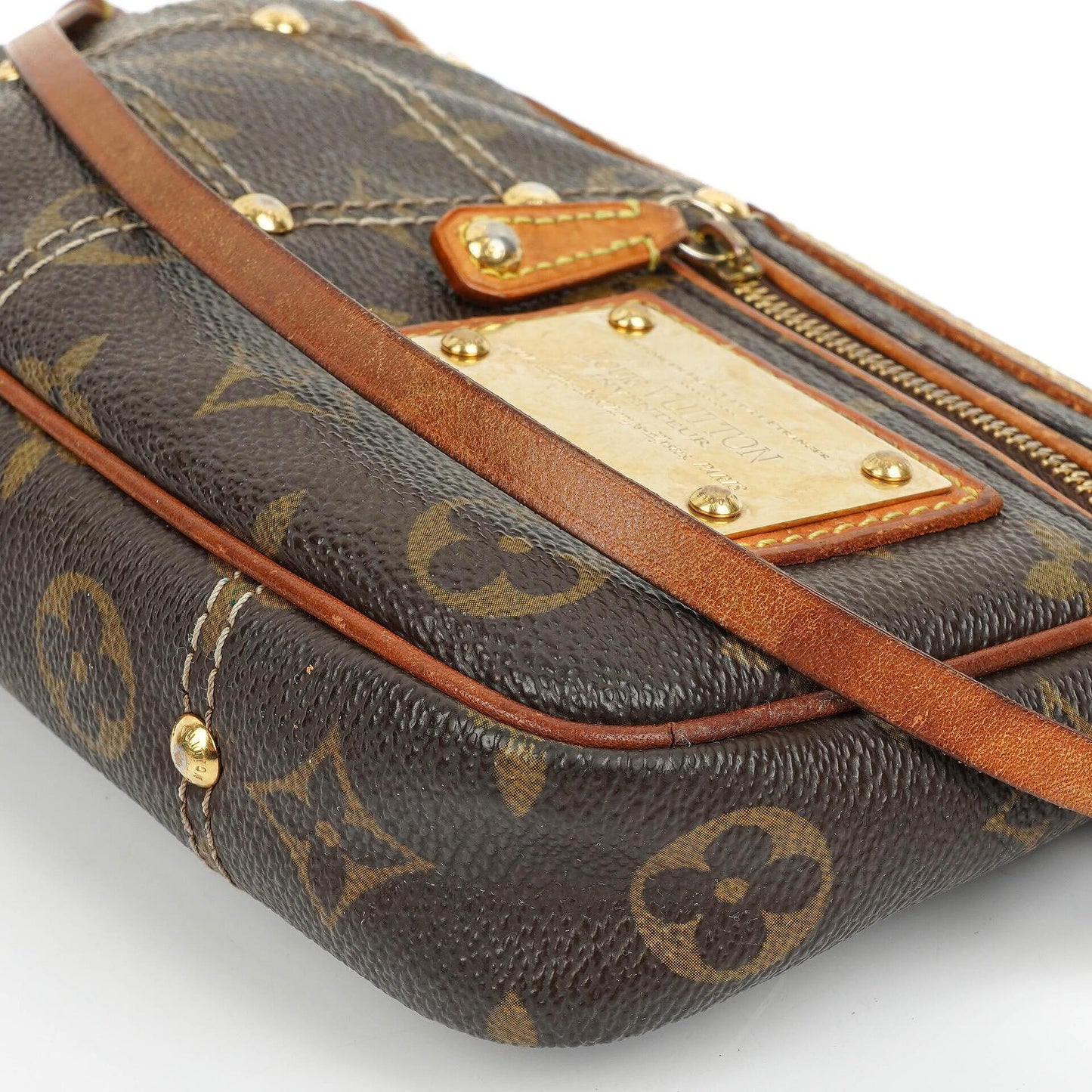 Louis Vuittom Monogram Coated Canvas Riveting Limited Edition Pochette Accessories Clutch Bag