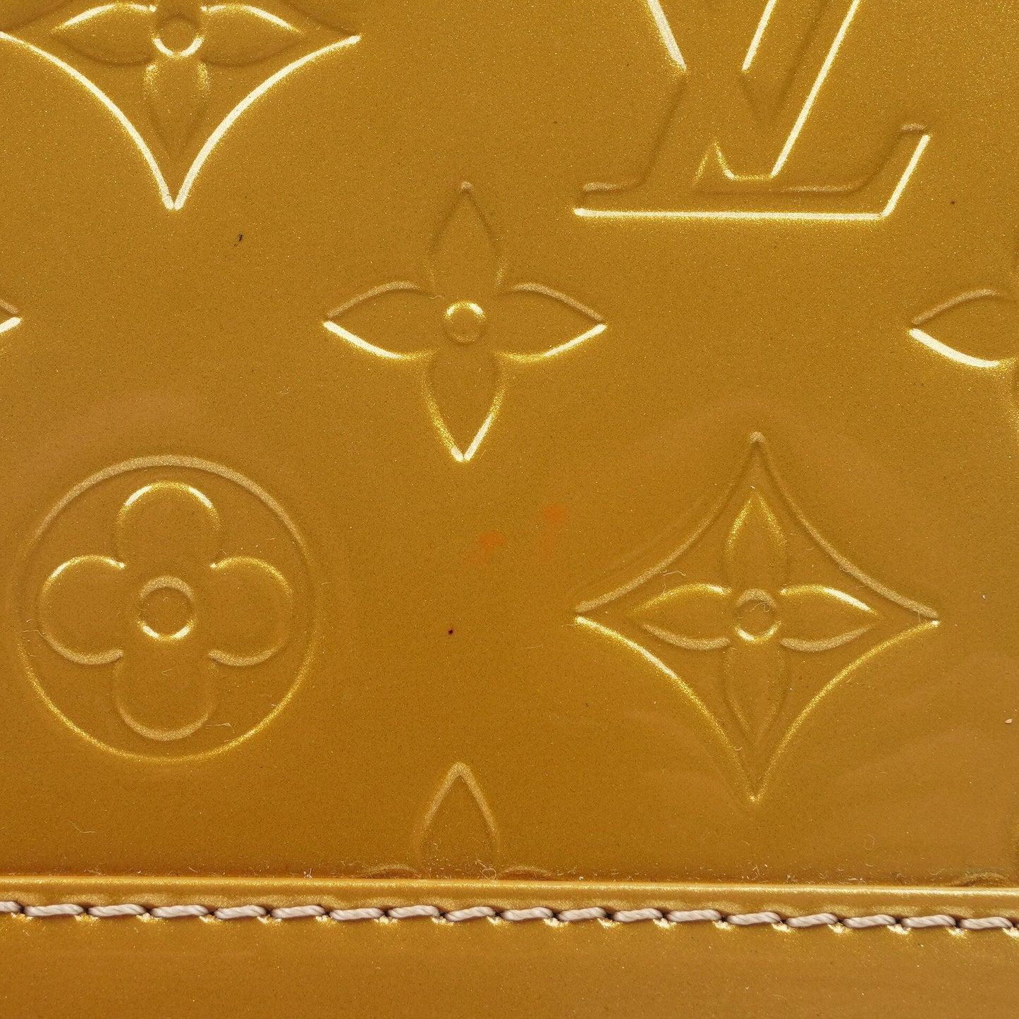 Louis Vuitton Alma PM Beige Poudre Monogram Vernis Leather Bag