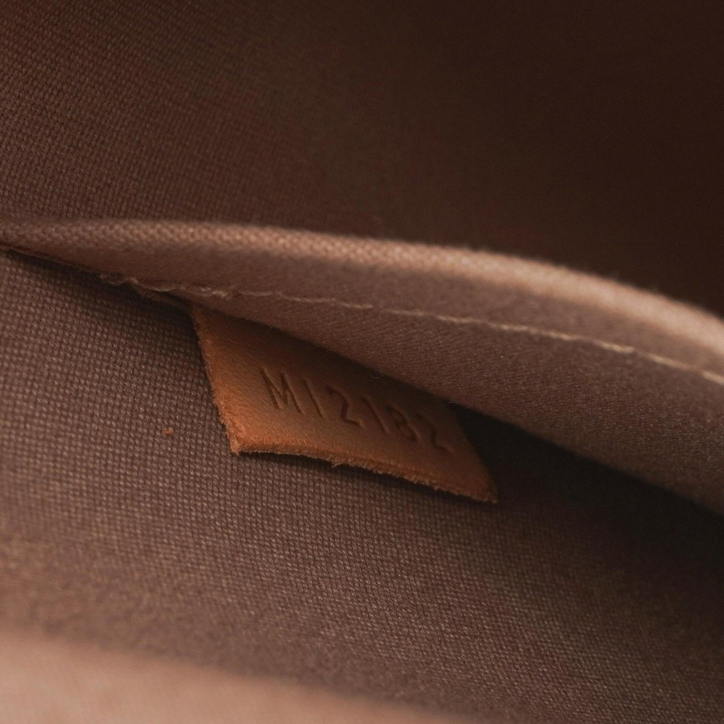 Louis Vuitton Alma PM Beige Poudre Monogram Vernis Leather Bag