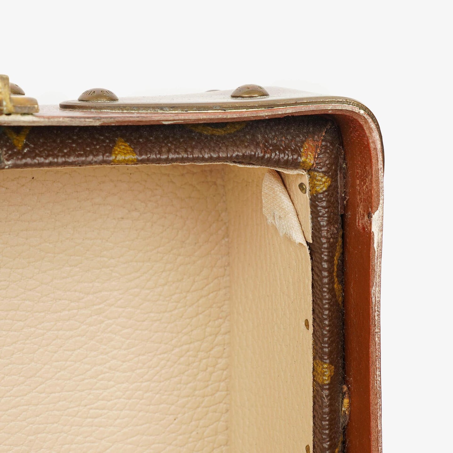 Louis Vuitton Alzer 70 Monogram Canvas Suitcase