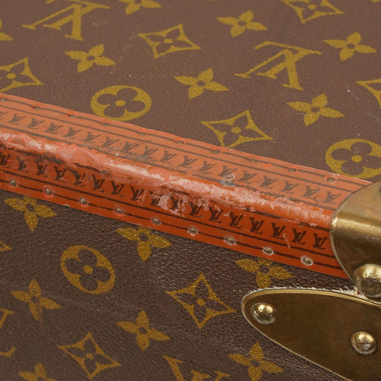 Louis Vuitton Alzer 70 Monogram Canvas Suitcase