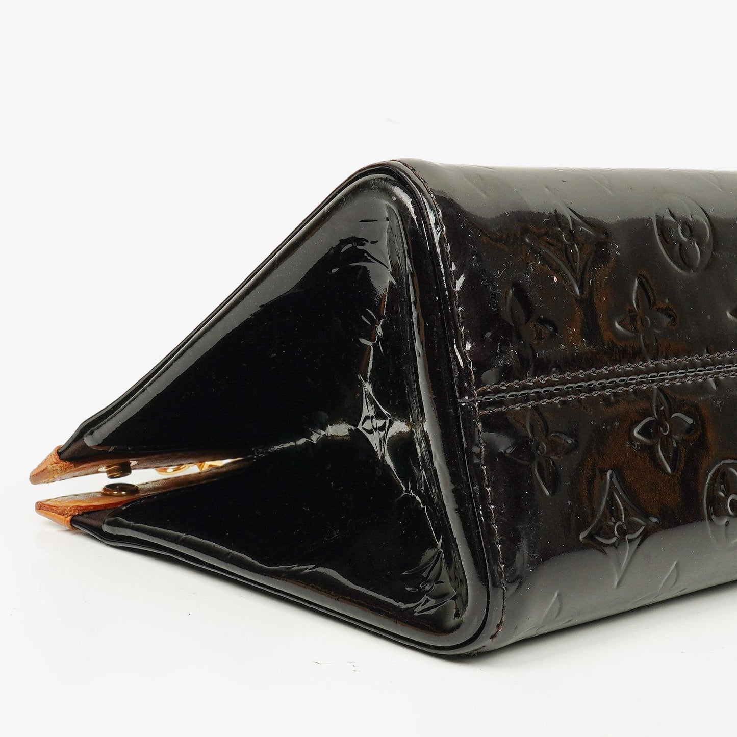 Louis Vuitton Amarante Monogram Vernis Roxbury Drive Bag