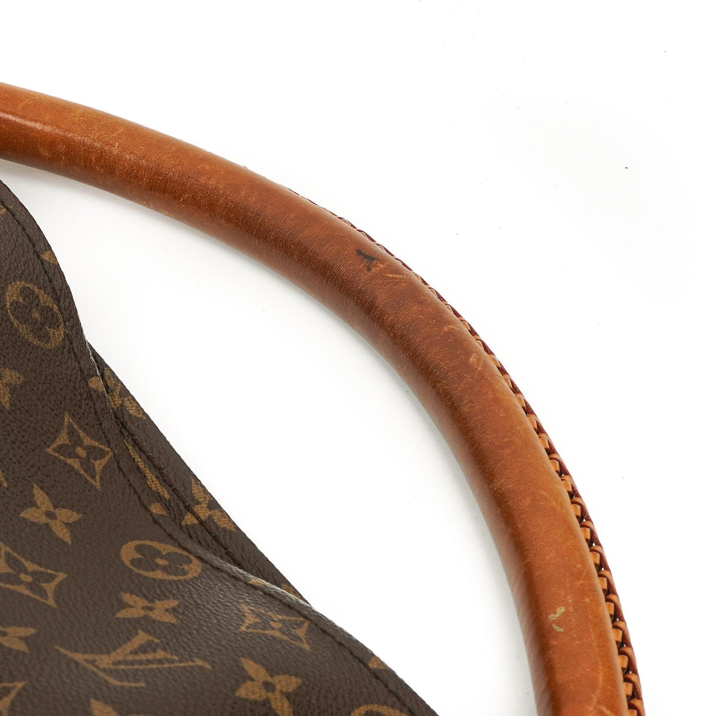 Louis Vuitton Artsy MM Monogram Canvas Bag
