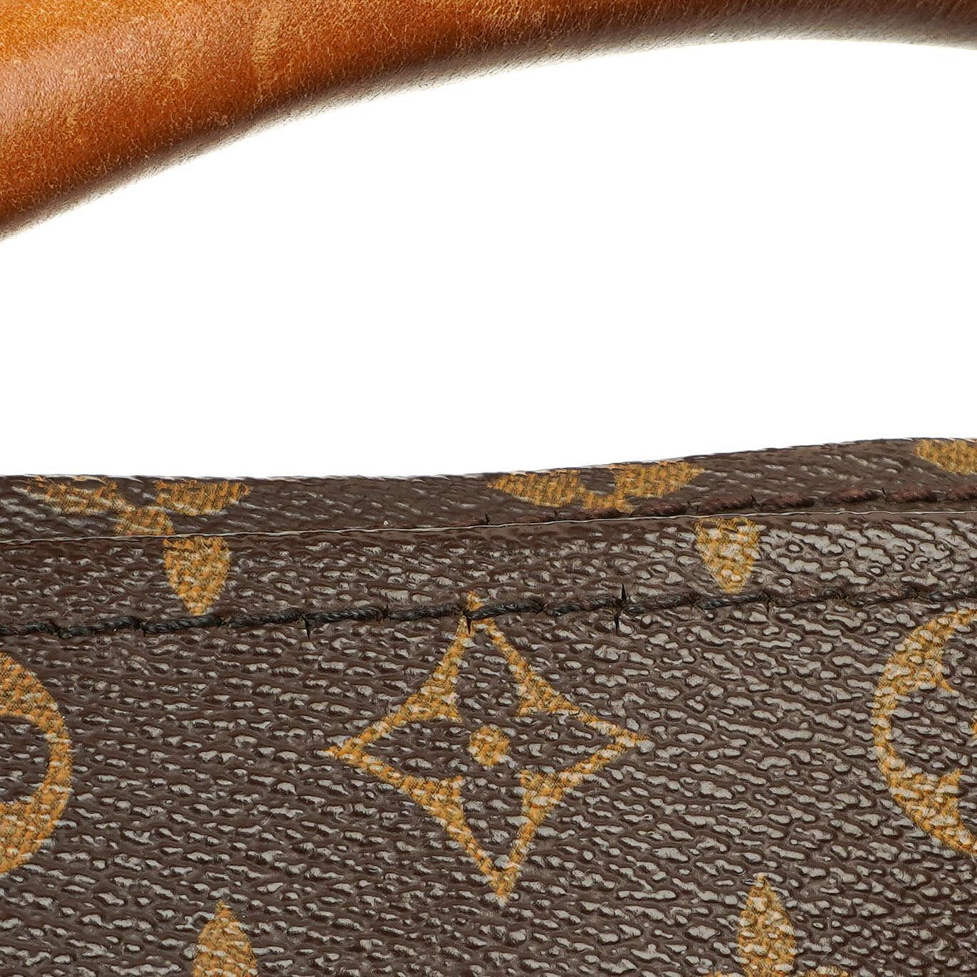 Louis Vuitton Artsy MM Monogram Canvas Bag
