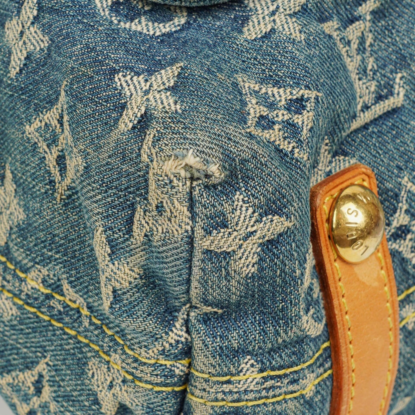 Louis Vuitton Baggy GM Monogram Denim Shoulder Bag
