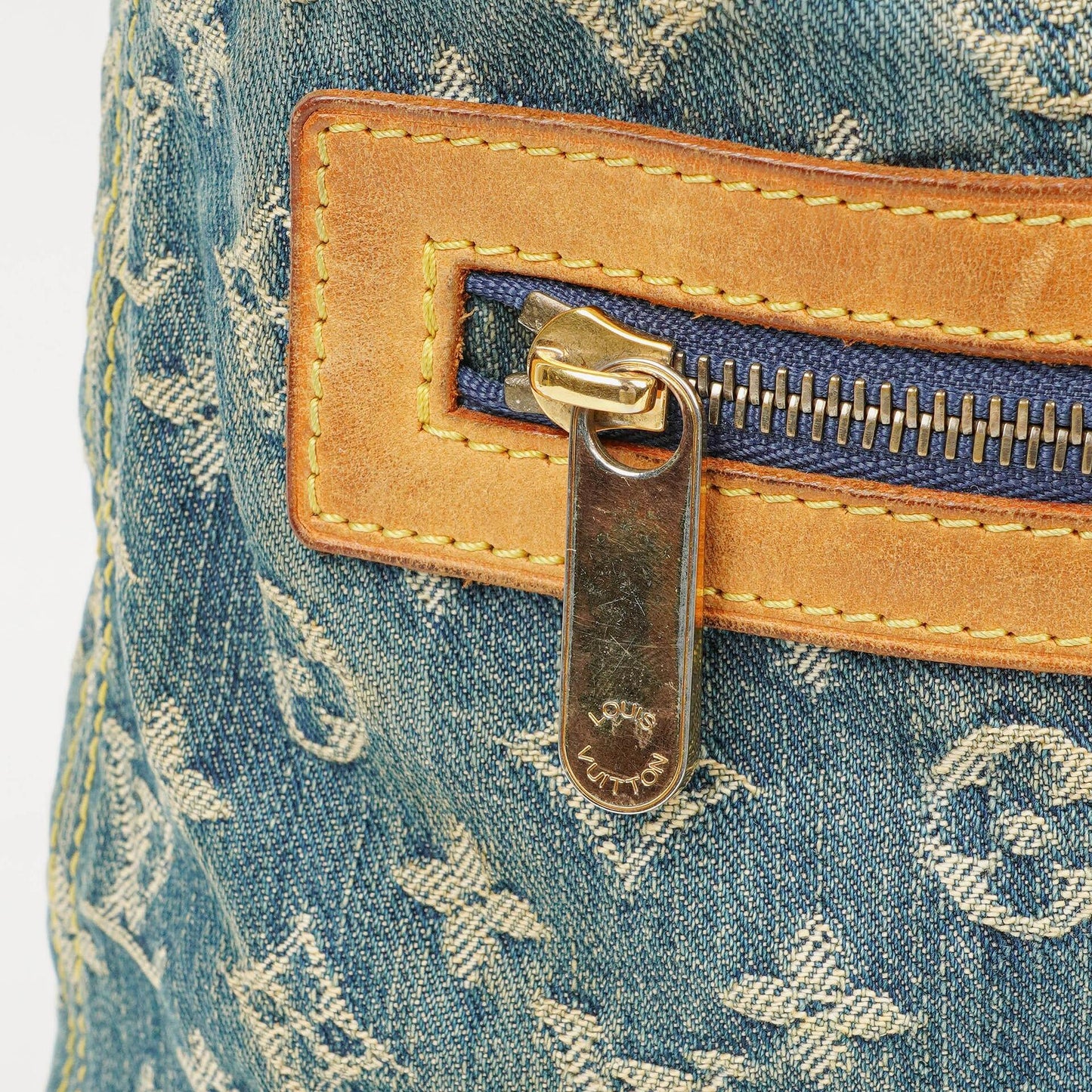 Louis Vuitton Baggy GM Monogram Denim Shoulder Bag