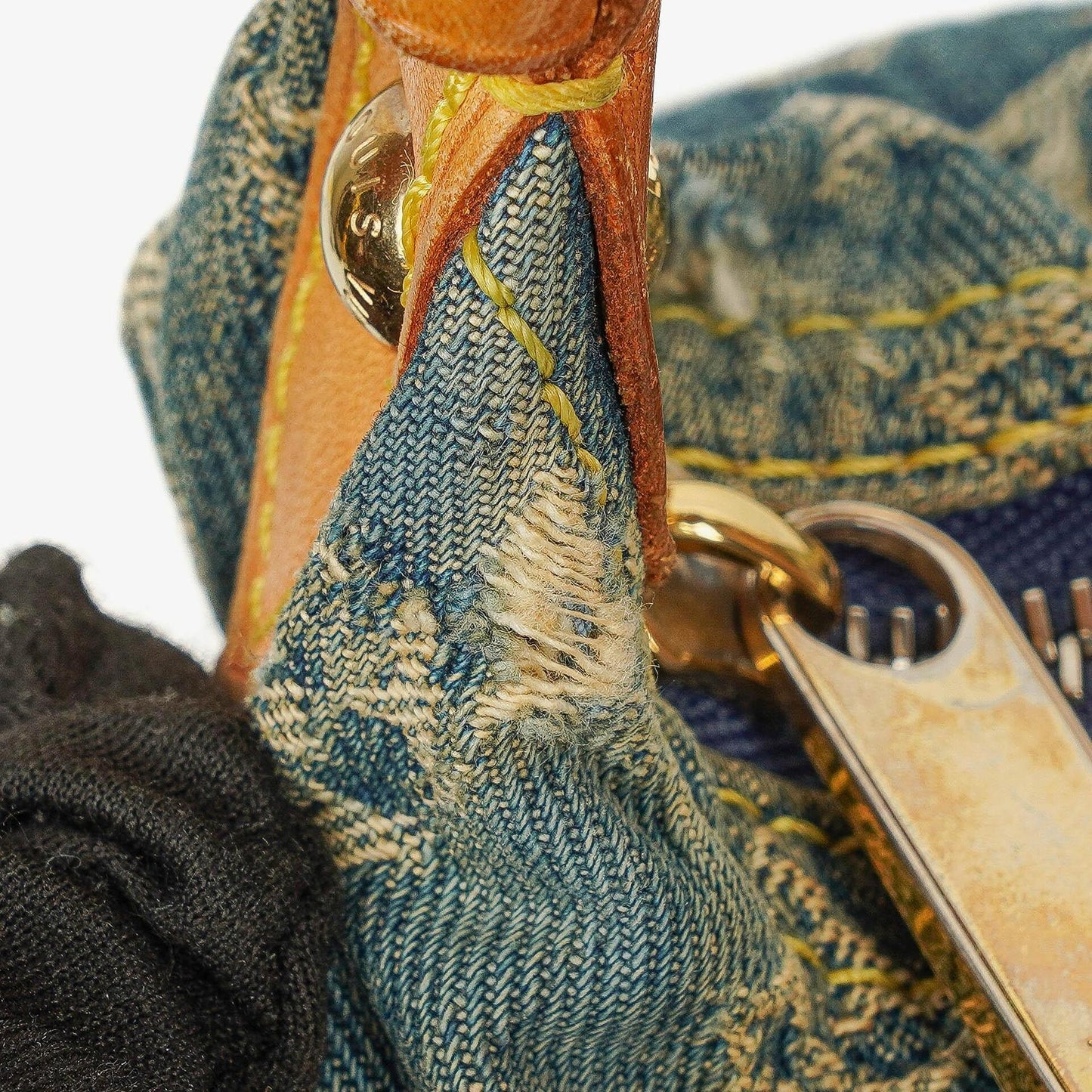 Louis Vuitton Baggy GM Monogram Denim Shoulder Bag