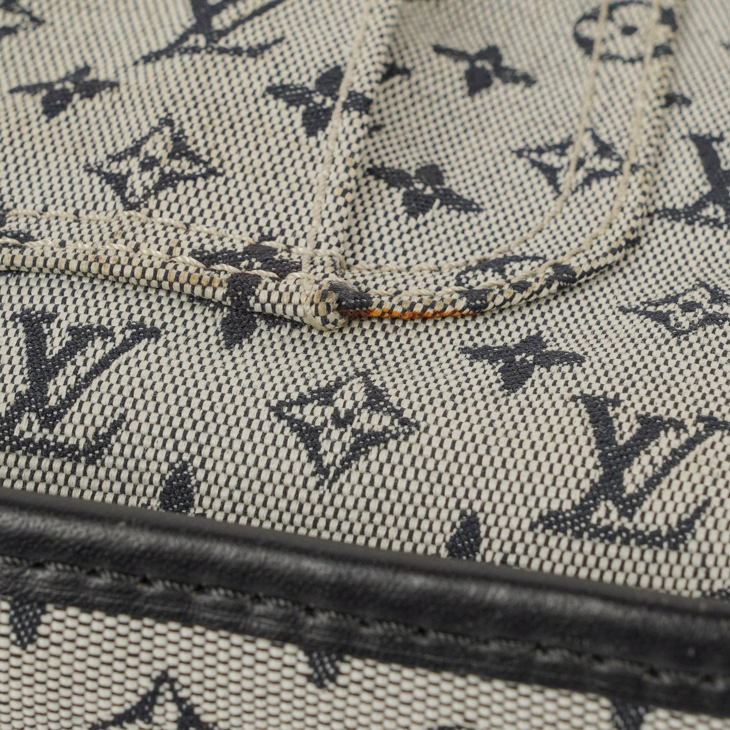 Louis Vuitton Besace Mary Kate Mini Lin Monogram Shoulder Bag