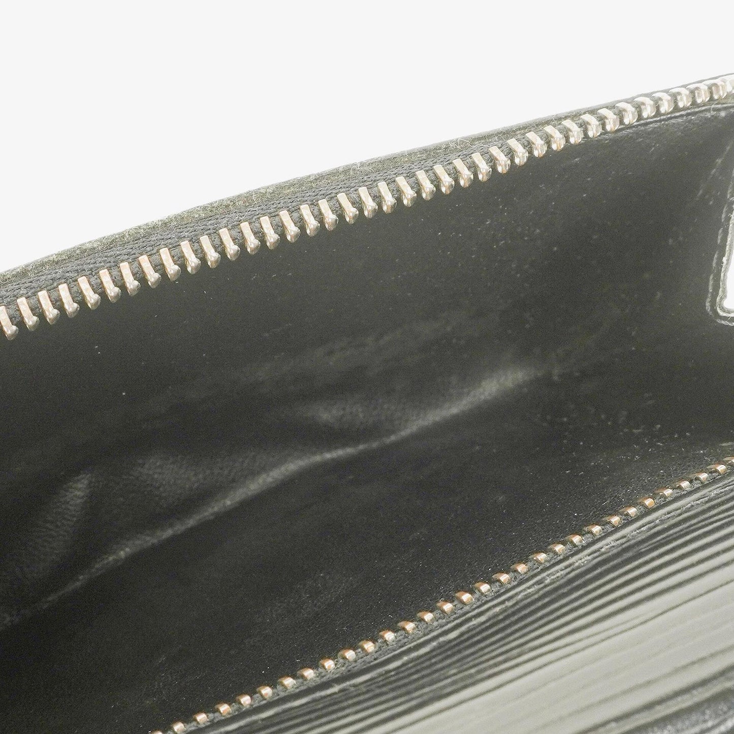 Louis Vuitton Black Epi Leather Eugenie Wallet