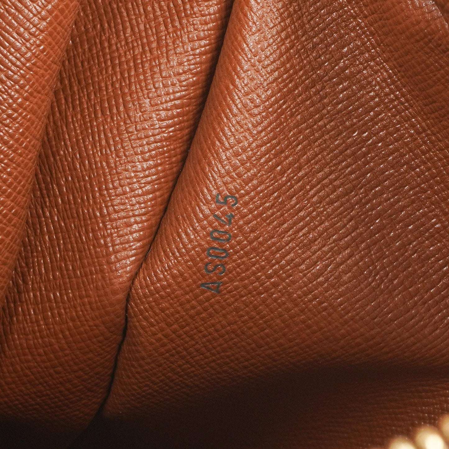 Louis Vuitton Boulogne Monogram Canvas Shoulder Bag