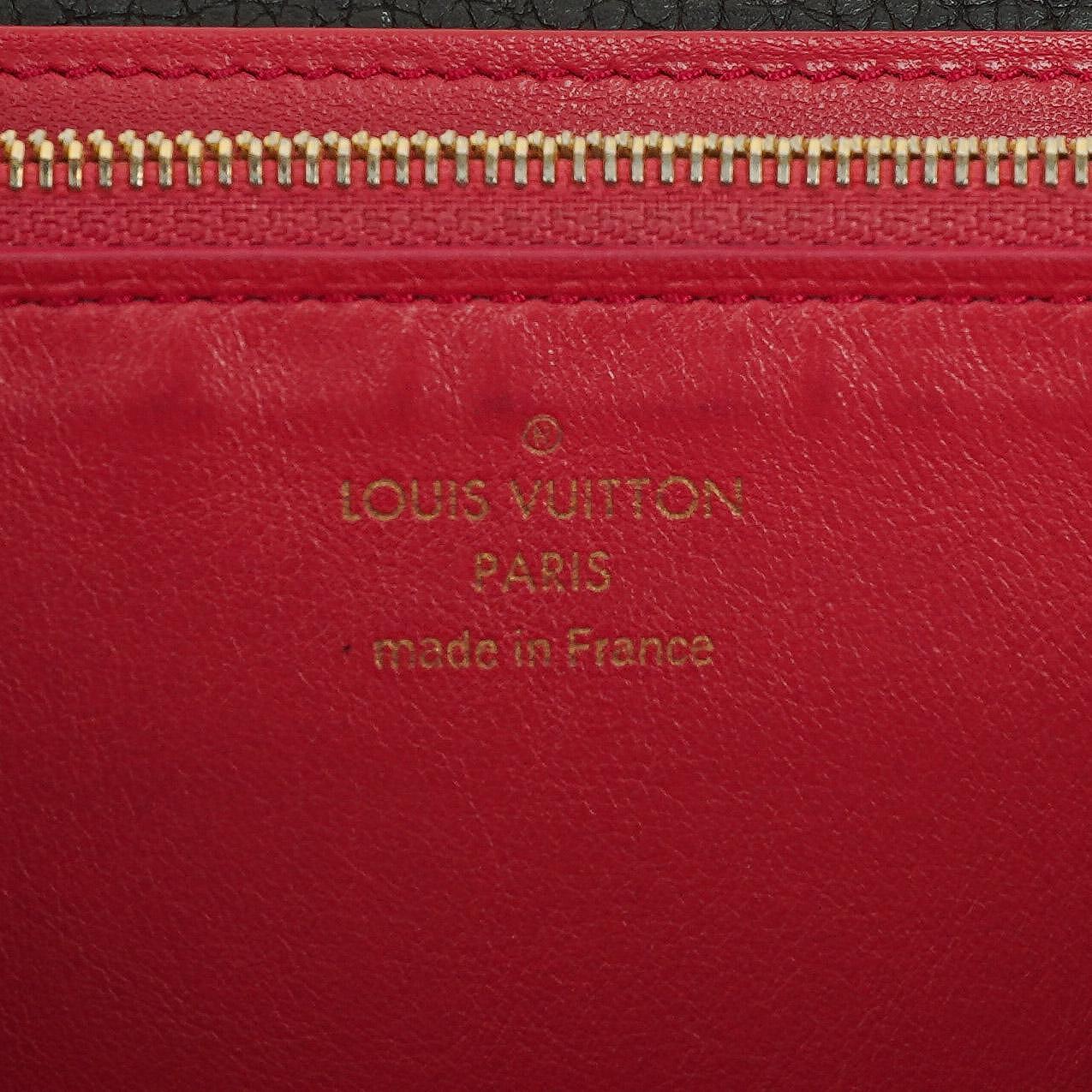 Louis Vuitton Capucines Taurillon Wallet