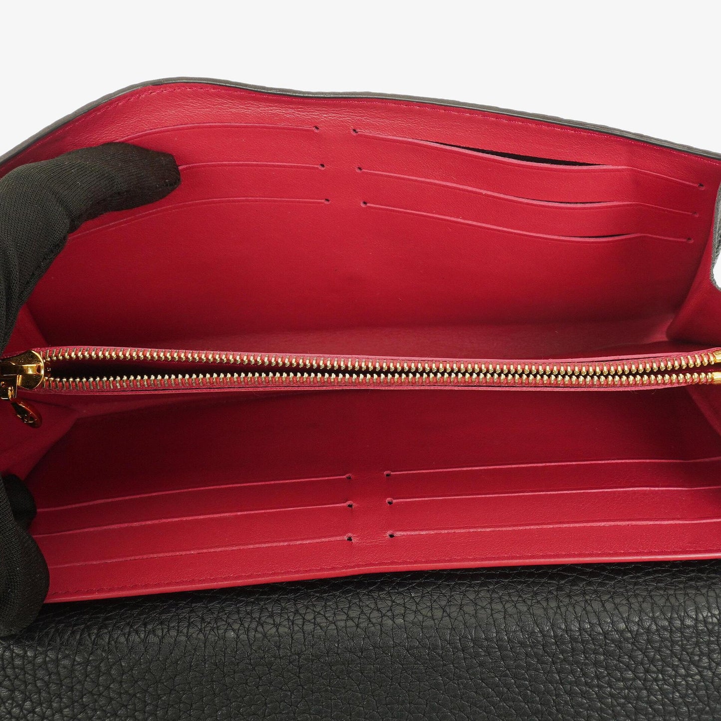 Louis Vuitton Capucines Taurillon Wallet