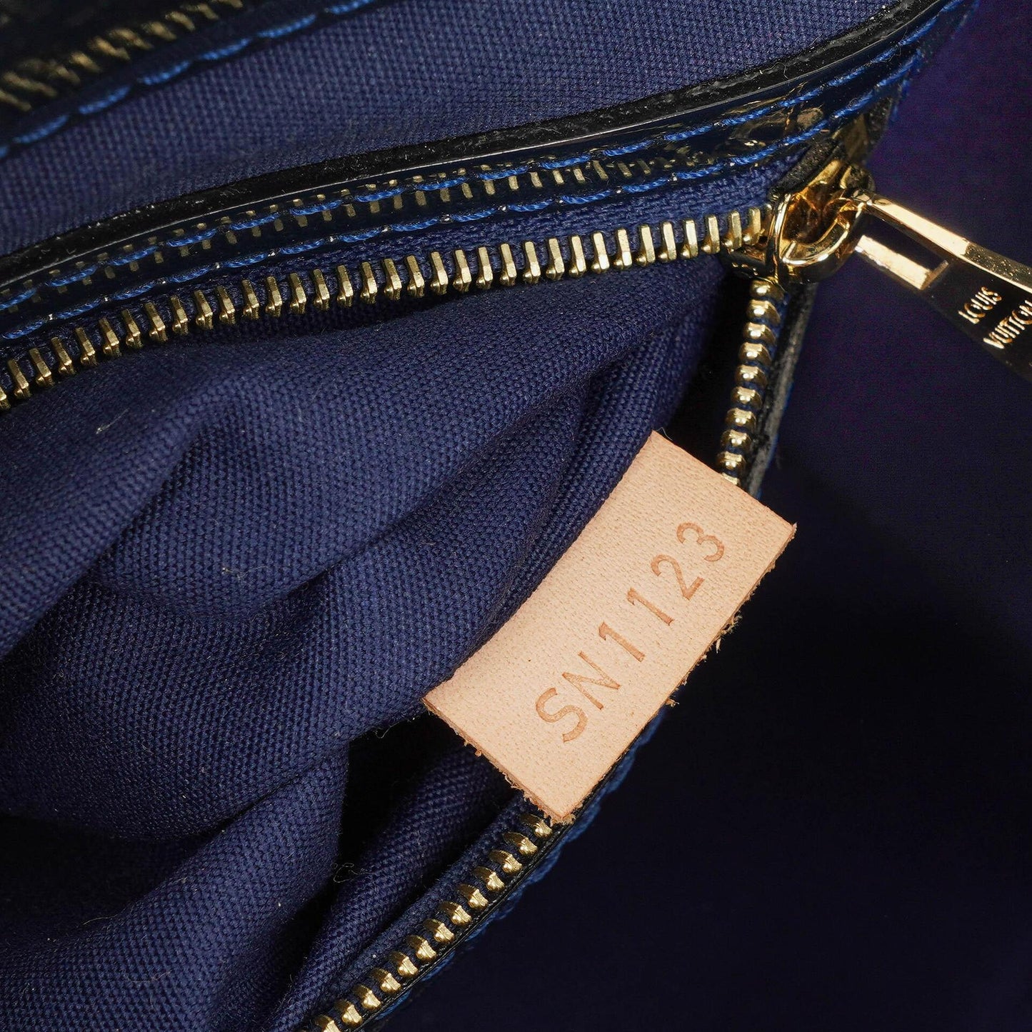 Louis Vuitton Catalina BB Vernis Grand Blue Bag