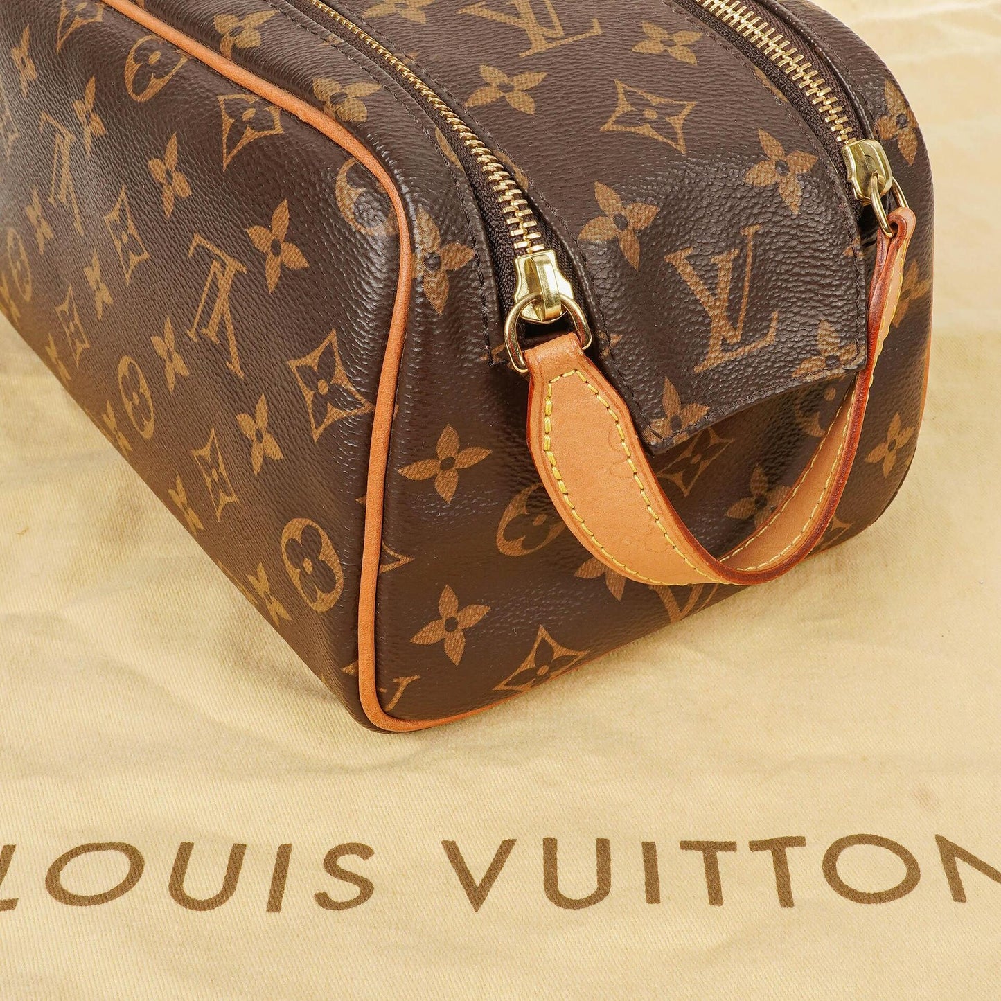 Louis Vuitton Dopp Kit Monogram Toilet Pouch