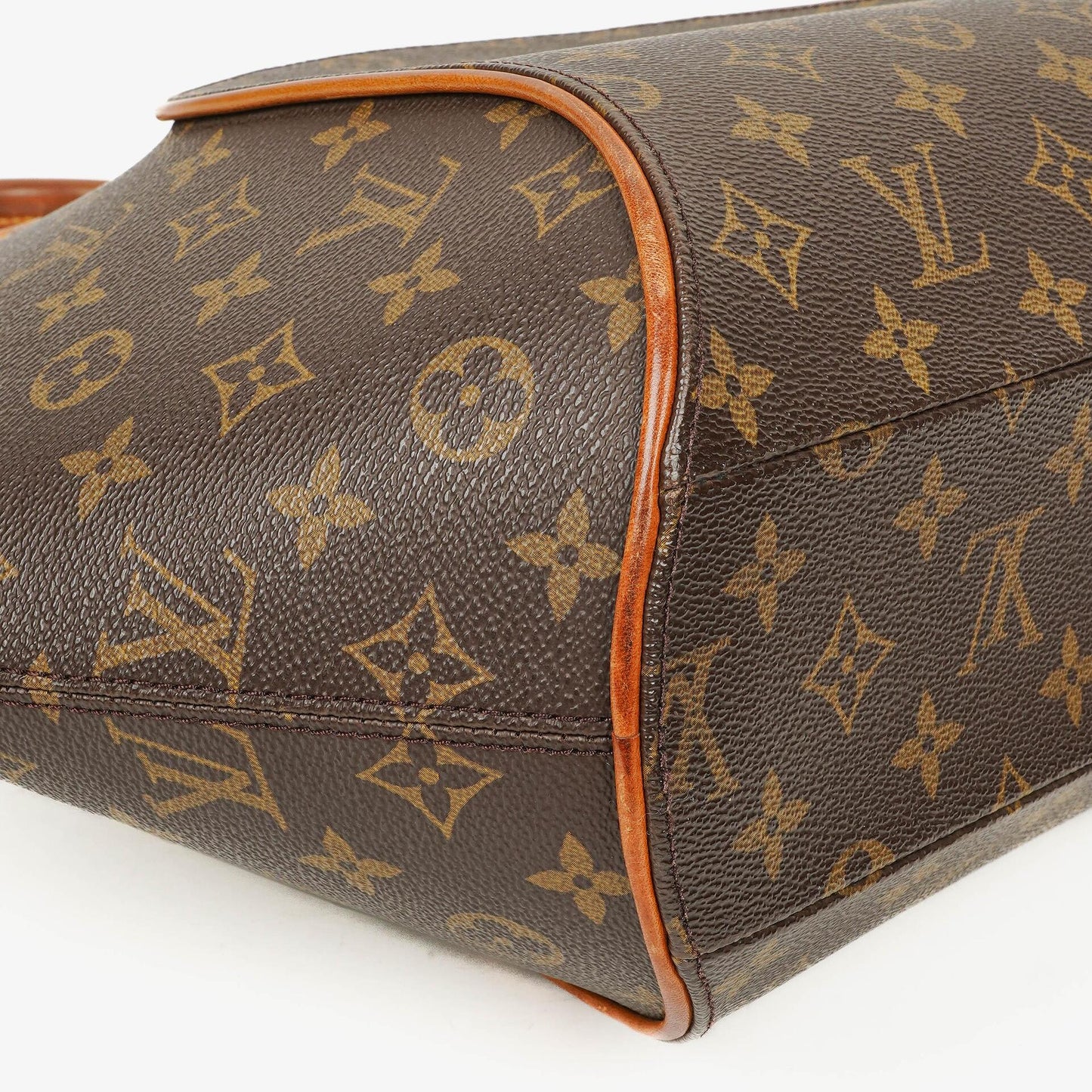 Louis Vuitton Ellipse MM Monogram Canvas Bag