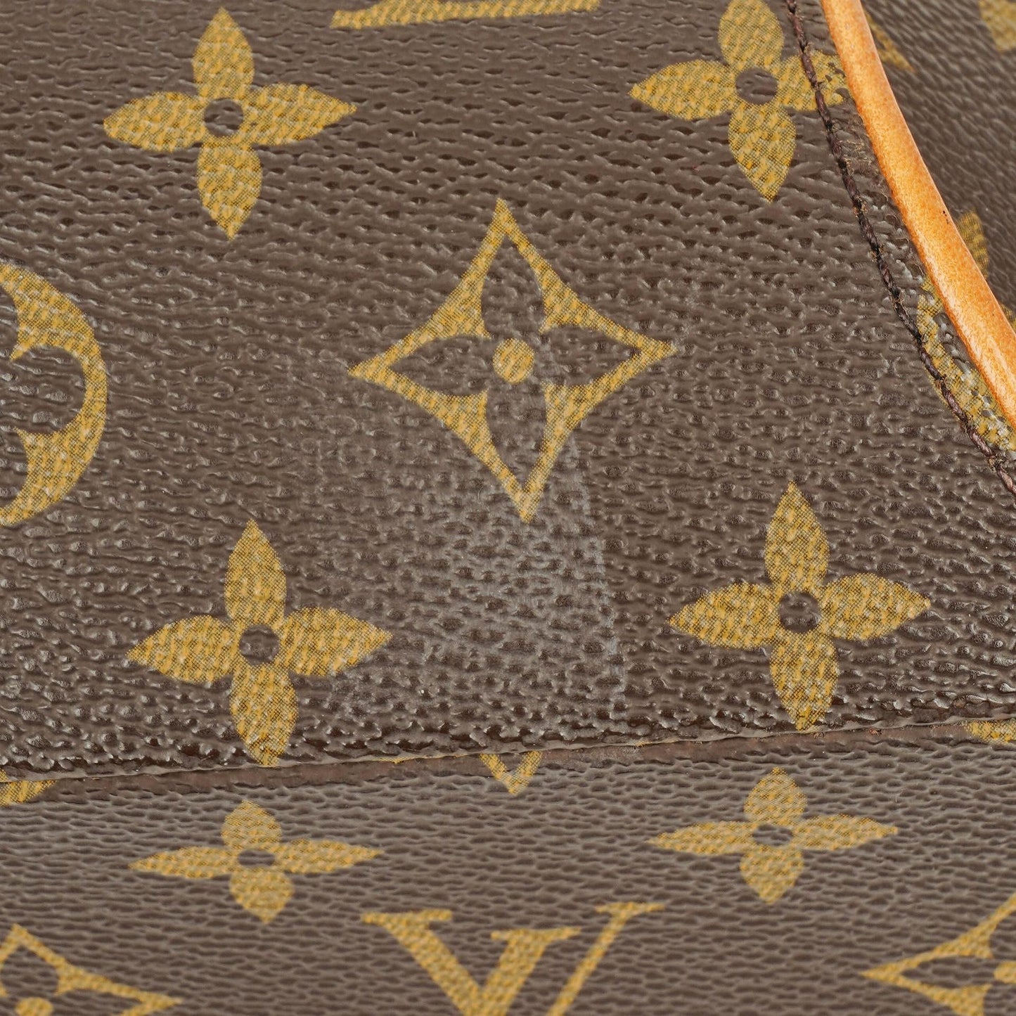 Louis Vuitton Ellipse PM Monogram Canvas Handbag