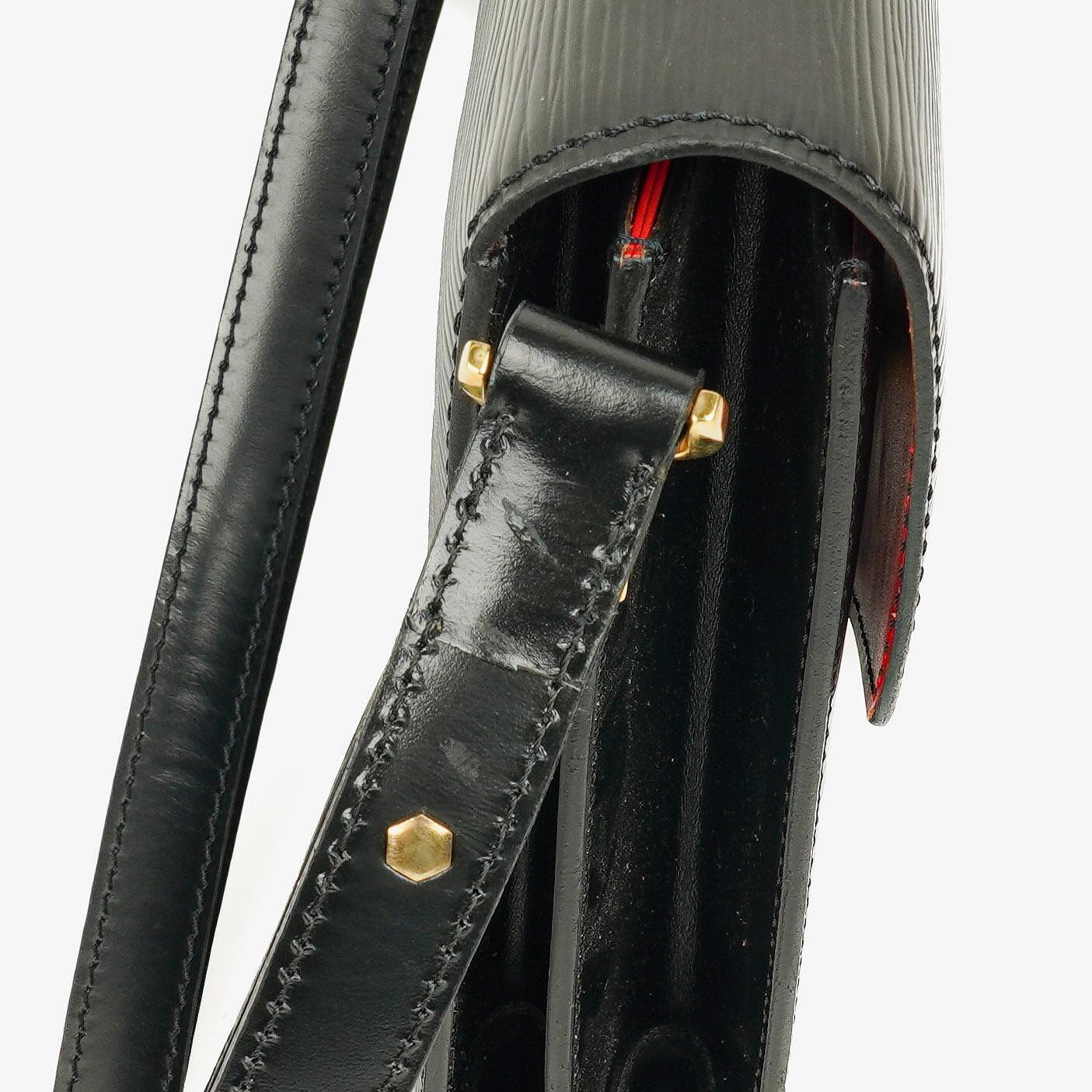 Louis Vuitton Epi Leather Black Red Hoche Shoulder Bag