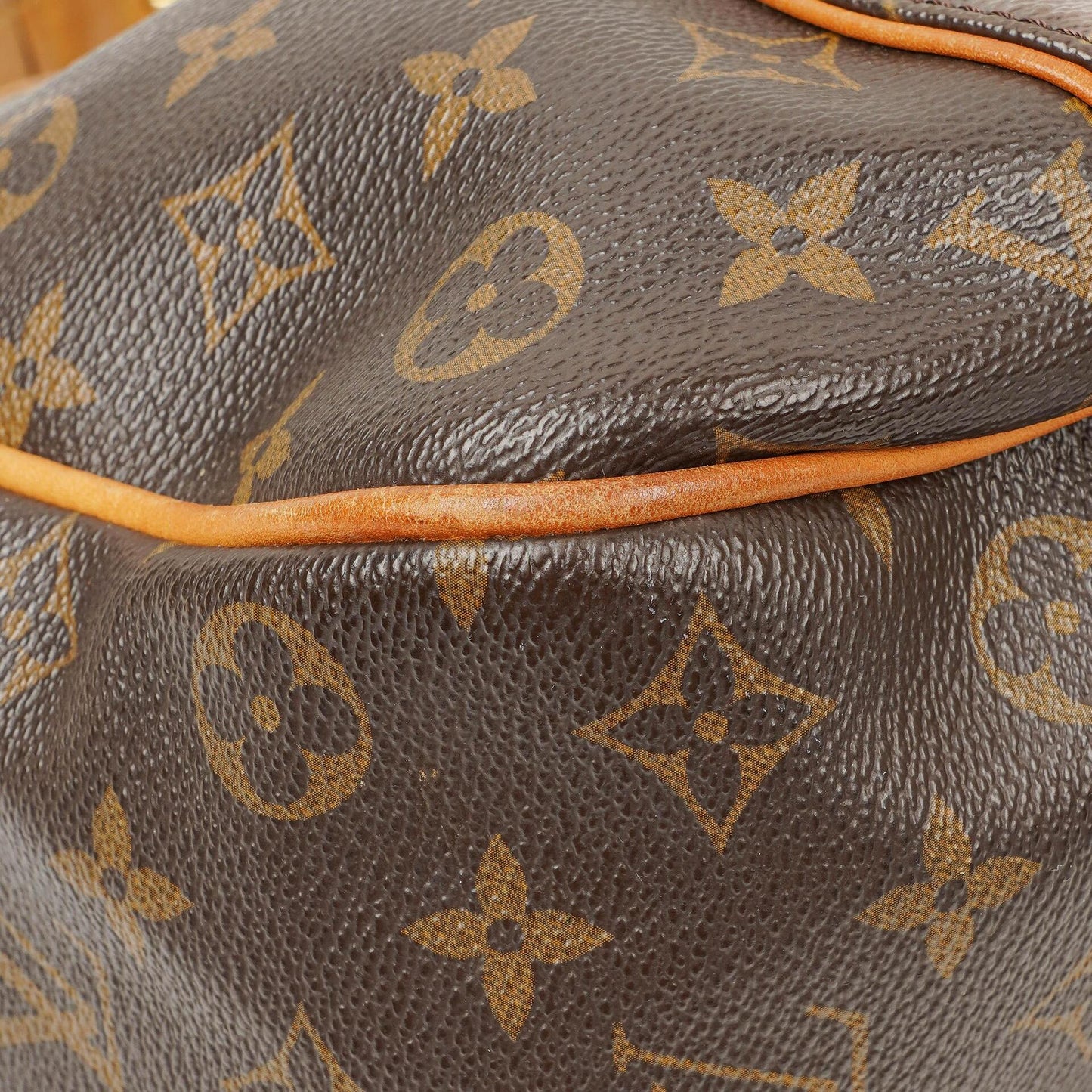 Louis Vuitton Galliera PM Monogram Canvas Shoulder Bag