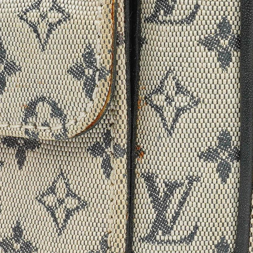 Louis Vuitton Juliette Crossbody Bag in Monogram Mini Lin